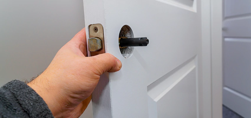 Nighttime Locksmith For Lock Repair in Casa de Oro-Mount Helix, CA