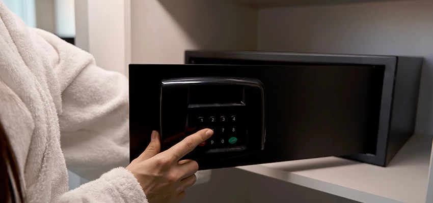 Safe Unlocking Service Company in Casa de Oro-Mount Helix, California