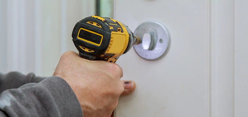 Street Locksmith For Smart Lock Repair in Casa de Oro-Mount Helix, CA