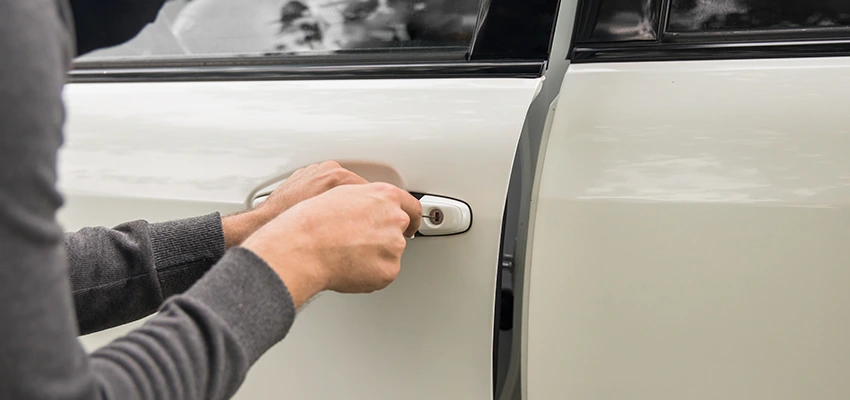 Unlock Car Door Service in Casa de Oro-Mount Helix, CA